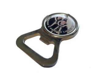 Metallflaschenöffner